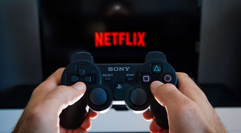 Picture taken on September 11, 2014 to illustrate the on-demand internet streaming media provider, Netflix, on the home video game console PlayStation 3 in Stockholm. The online streaming website Netflix will be launched in Germany, Austria, Switzerland, Belgium and Luxembourg mid-September. It is already operating in Scandinavian countries. AFP PHOTO/JONATHAN NACKSTRAND        (Photo credit should read JONATHAN NACKSTRAND/AFP via Getty Images)